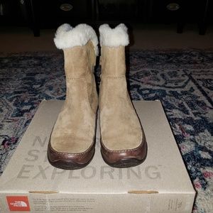 The North Face Abby Chukka Boots